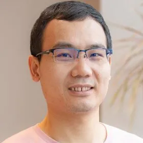 Mingmin Zhang headshot